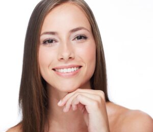 Lachende Frau mit schöner Haut illustriert VISIA Hautanalyse